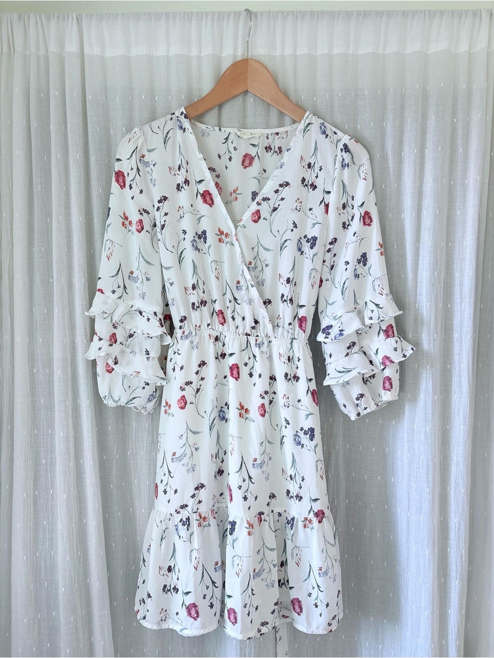 Gilli White Floral Wrap Mini Dress with Ruffle Sleeves - Picture 6 of 6